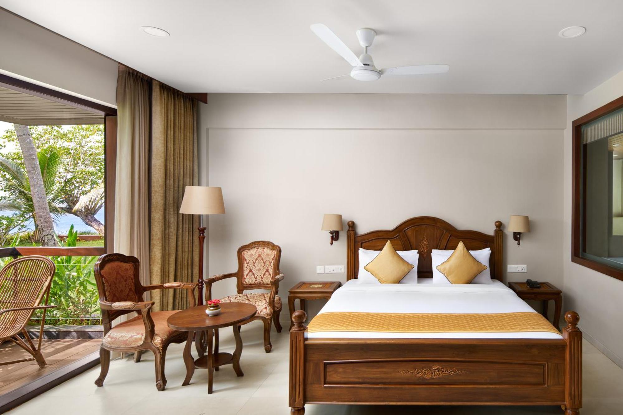 อุทัย แบ็กวอเตอร์ รีสอร์ต Hotel Alappuzha ภายนอก รูปภาพ