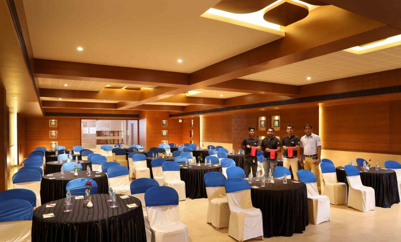 อุทัย แบ็กวอเตอร์ รีสอร์ต Hotel Alappuzha ภายนอก รูปภาพ