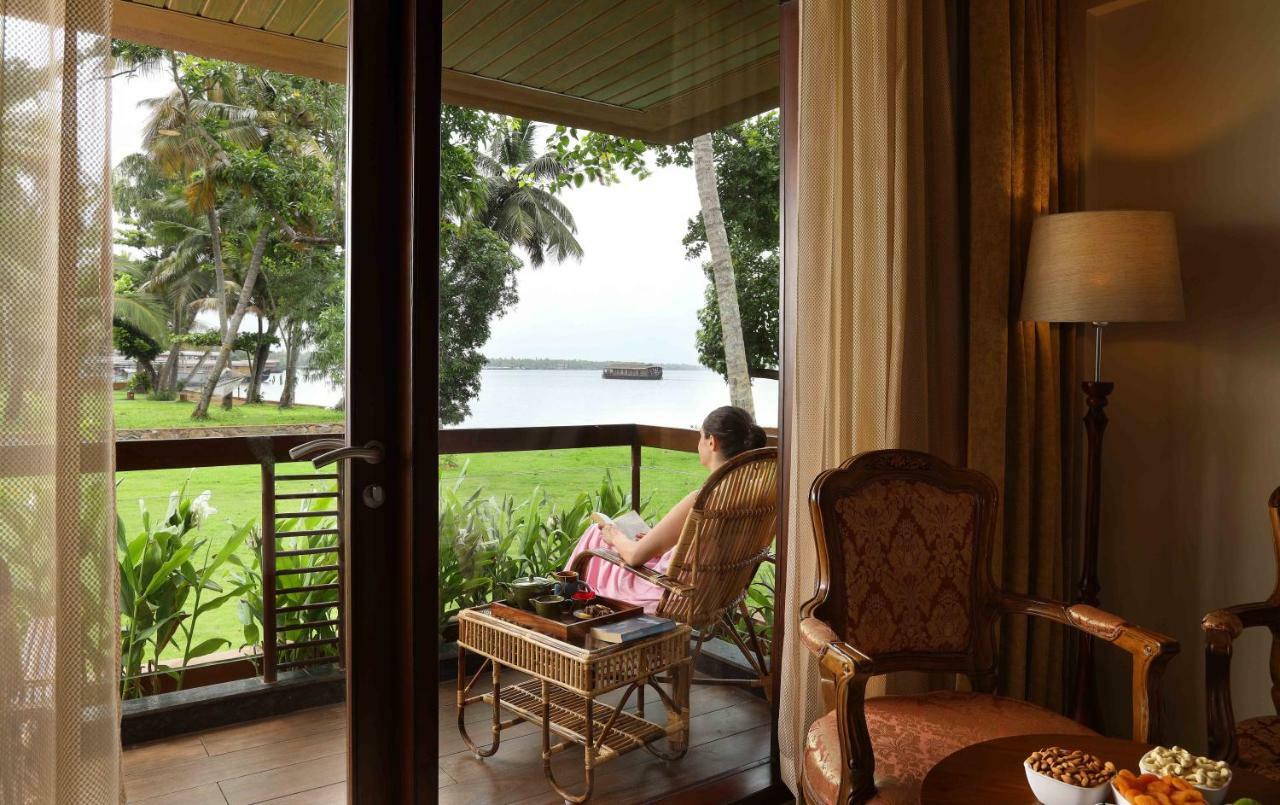 อุทัย แบ็กวอเตอร์ รีสอร์ต Hotel Alappuzha ภายนอก รูปภาพ