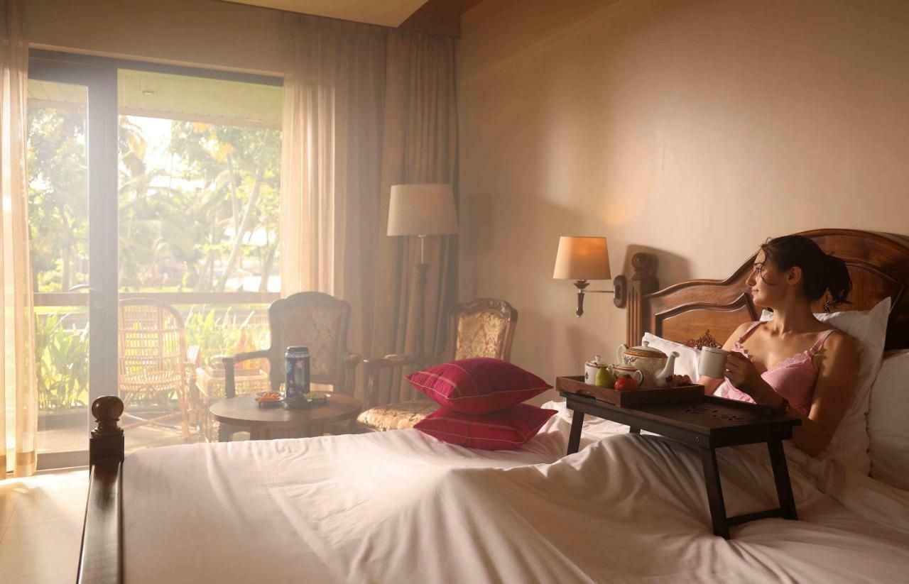 อุทัย แบ็กวอเตอร์ รีสอร์ต Hotel Alappuzha ภายนอก รูปภาพ